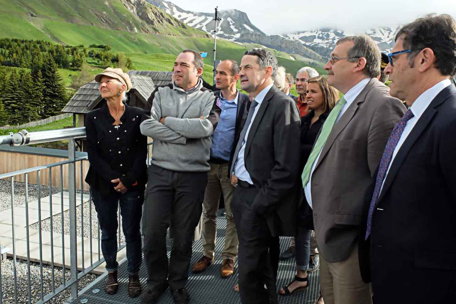 Thierry Mandon en visite au jardin du Lautaret